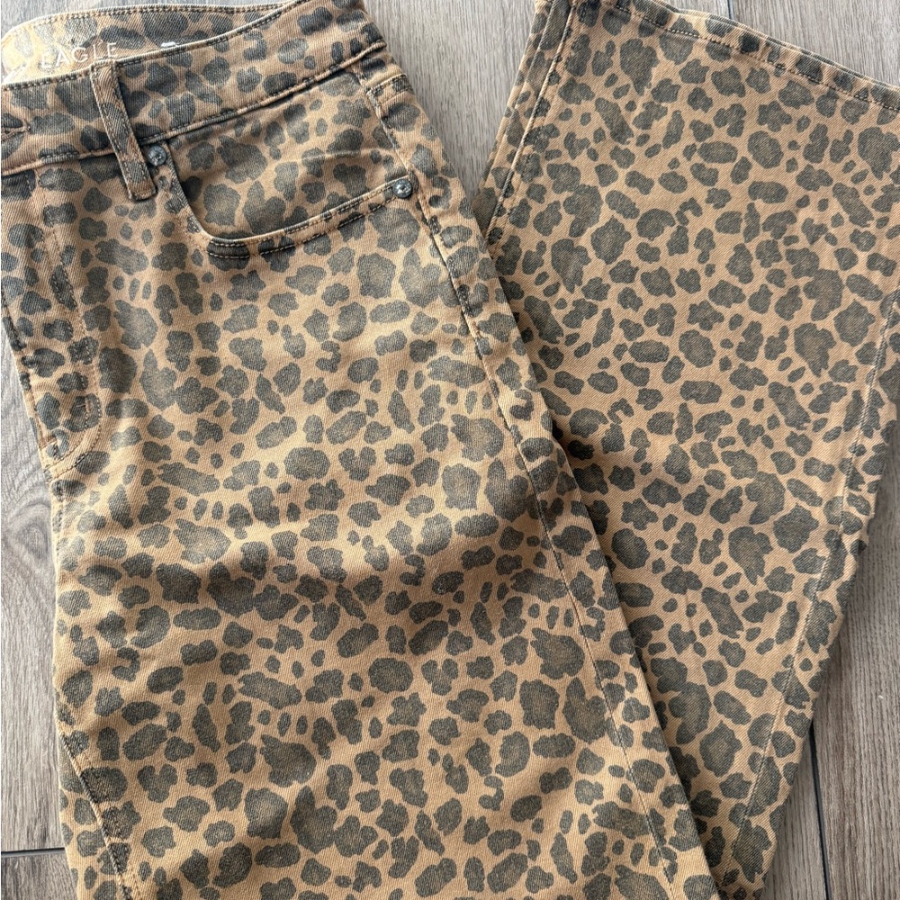 American Eagle Outfitters Cheetah Print Straight Leg Jeans